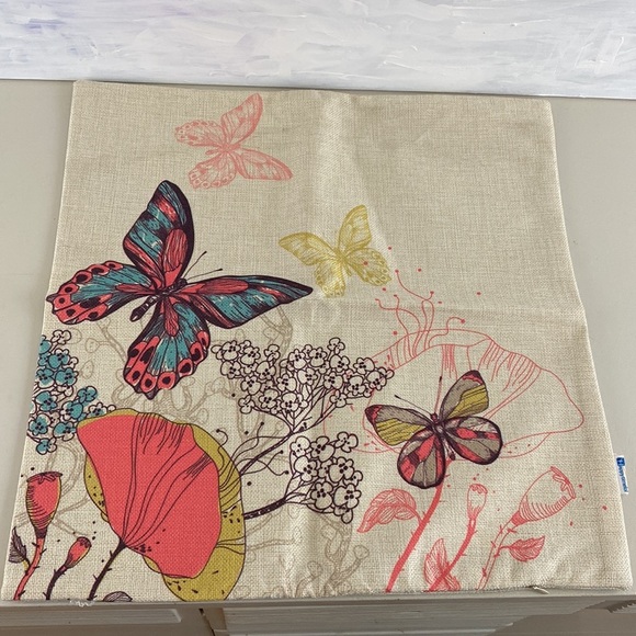 Happytimelol new pillow cover sham butterfly floral - Picture 2 of 9